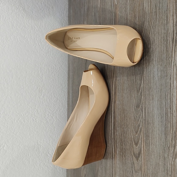 Cole Haan Shoes - New Cole Haan SADIE Nude Light Tan Patent Leather Peep Toe Wedges Wedge Shoes 10